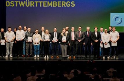 IHK Ostwürttemberg ehrt beste Absolventen der Berufsprüfungen (Foto: Industrie- und Handelskammer Ostwürttemberg)