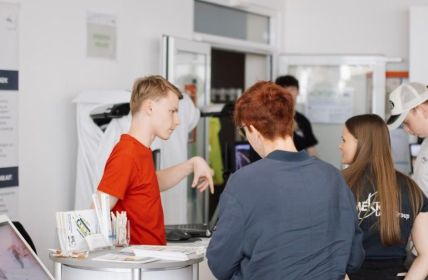 Ausbildungs- und Erlebnistag bei MEKRA Lang in Ergersheim (Foto: MEKRA Lang GmbH & Co. KG)